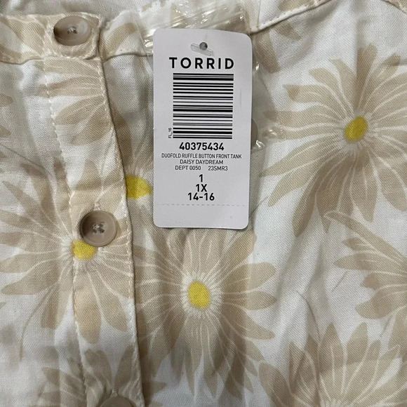 TORRID FLORAL BLOUSE - Picture 8 of 9